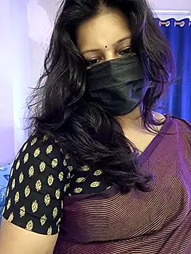 noty_girl2 (F milf) - Boobs oiling