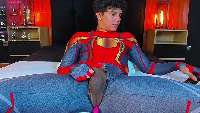 Leo_Savage_ webcam