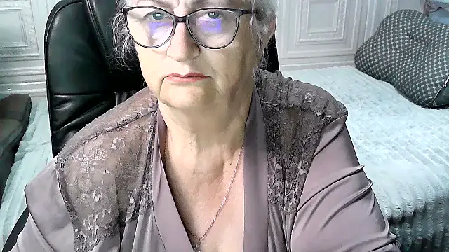 LolkaAlyss webcam