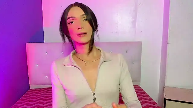 Model: x_isabella_x