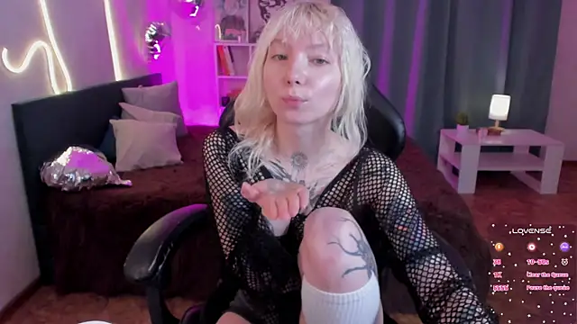 tattoo_art_baby webcam