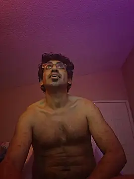 _ramone666 (Ask my age) - Make me cum