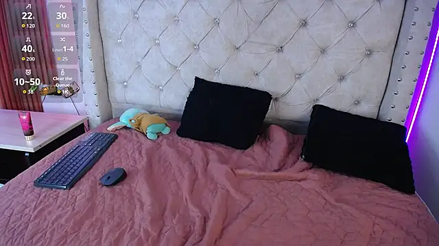 Elizabeth_Evans1 webcam