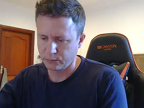 TroyDieselXXX webcam