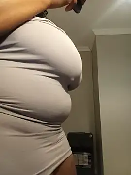 bustylisa1983 webcam