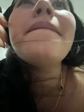 GIIABLOOM Live Webcam on Stripchat