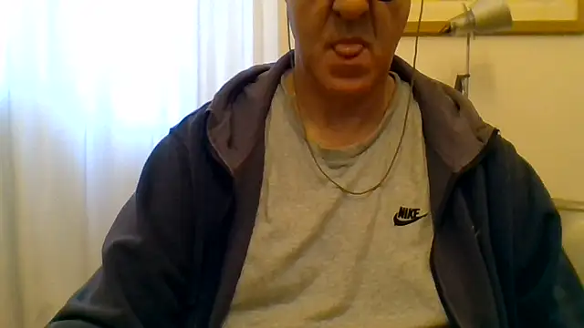ANONIMO7735 webcam