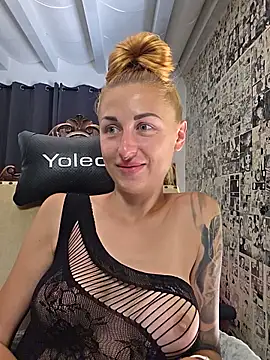kylie_blck webcam