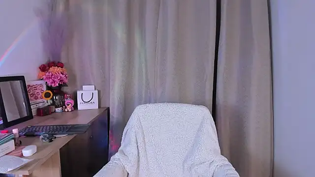 zoe_siren