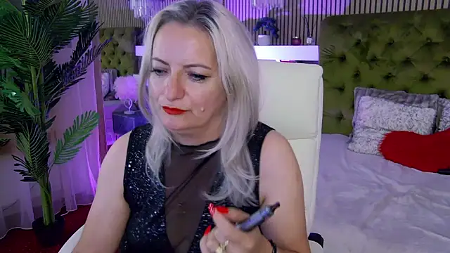 LadyTouch webcam