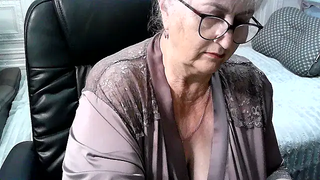 LolkaAlyss webcam