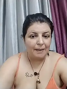 Jann_Riya333 webcam