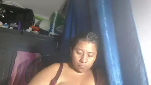 adrixxx38 webcam
