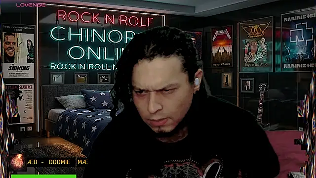 chino_roz webcam