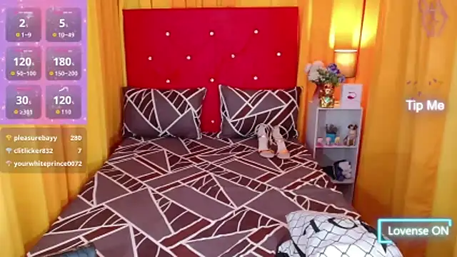 XxSexyPinay4uxX webcam
