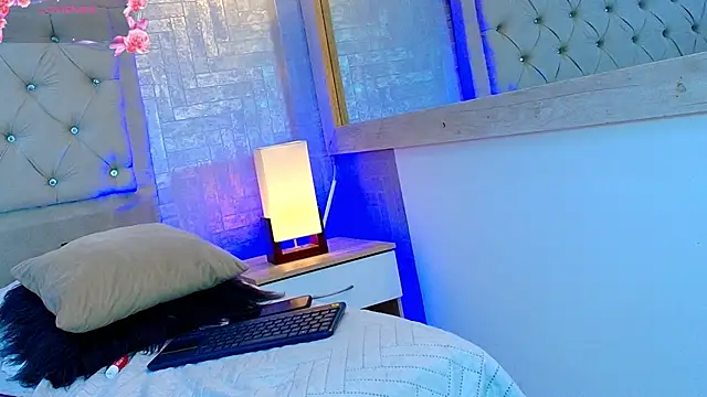 madanereachell webcam