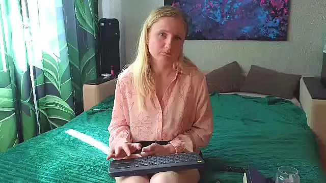 Lanavi_Smile webcam