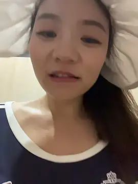 xiaochengzi505 (F milf) - 下身真空到下播
