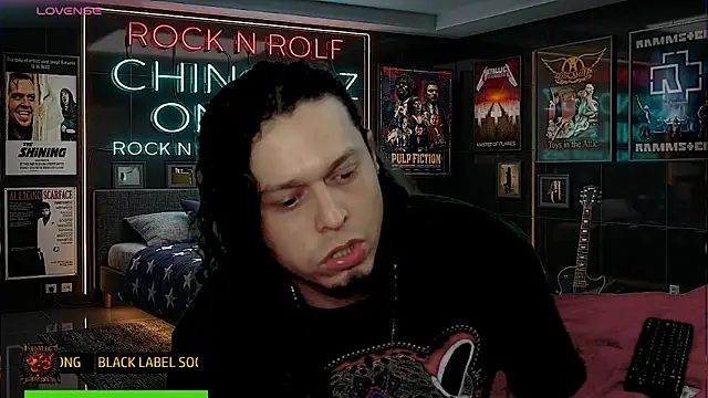 chino_roz webcam