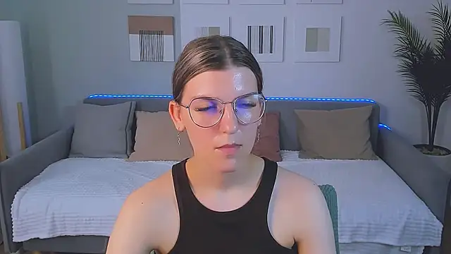 AnnaThorne webcam