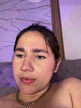 mia_khalaf