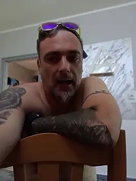 wifesfuckerpu webcam