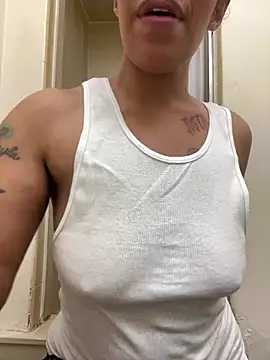 Desirae_Luciano webcam