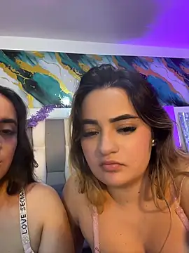 Antonella_Julieta webcam