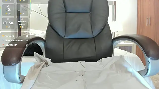 Natasha_Kiim_ webcam