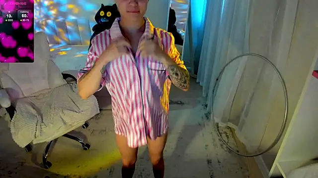 Black_Dollarss webcam
