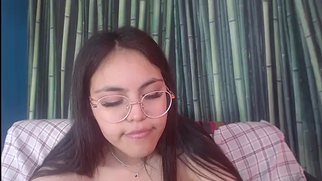 Watch Anda_here live on EroticFlix - High definition streams