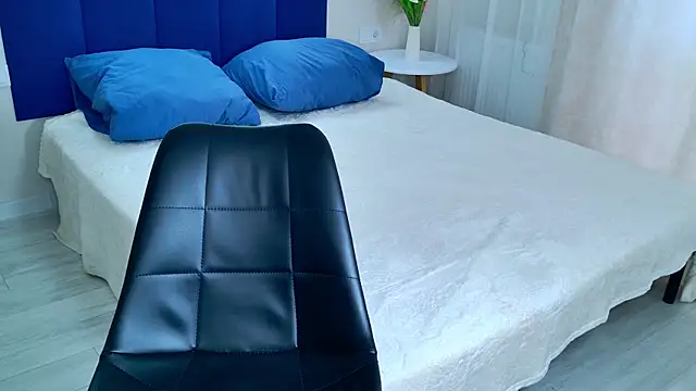 Alexis_Lovely