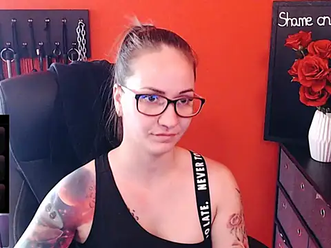 _MissJaneWarren_ webcam