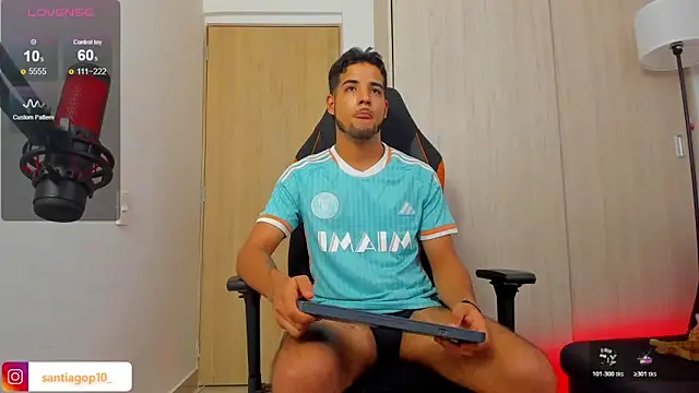 Alexx_Lord webcam