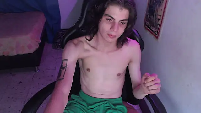 Elastic_Fantasy webcam