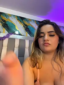 Antonella_Julieta webcam