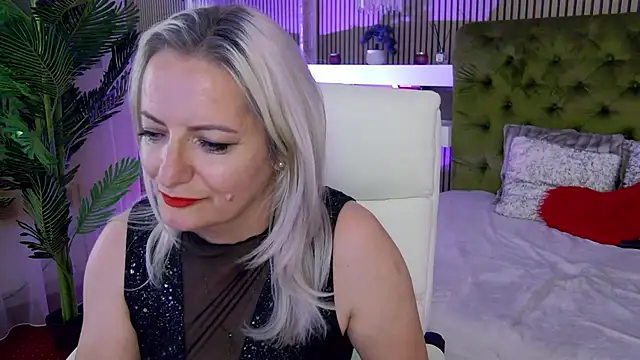 LadyTouch webcam