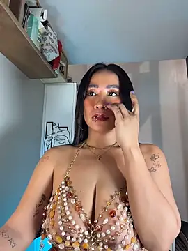 AsianMilfSheryl