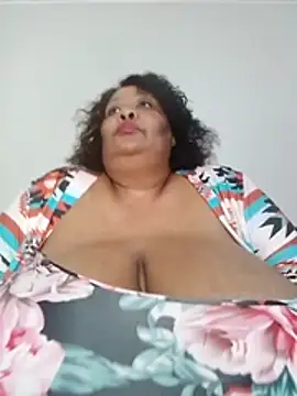 nancy111 webcam