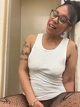 desirae luciano