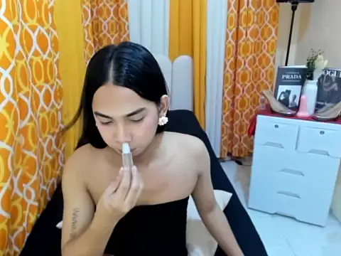 TsAlexa_Blaire webcam