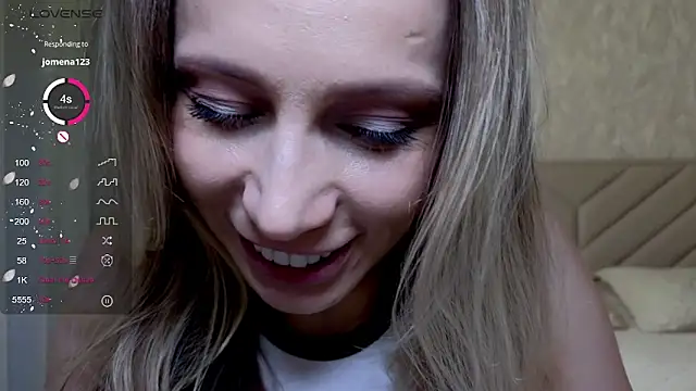 Alice_Wonders webcam