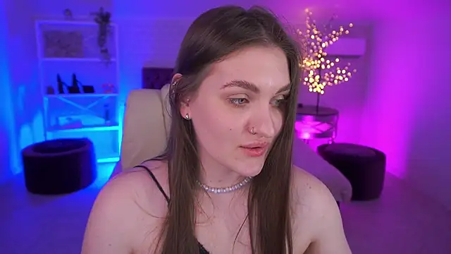 EmmyCharmm webcam