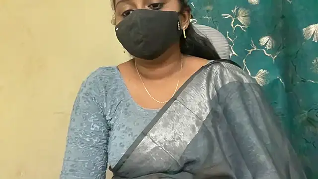 Tanuja-Sexy