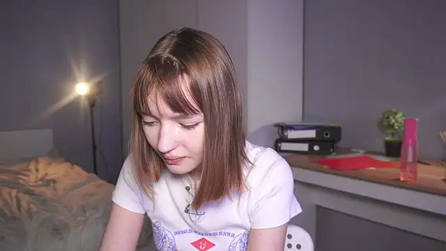 Leyla_crsh webcam