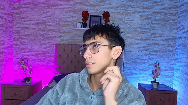 Evans_Noir webcam
