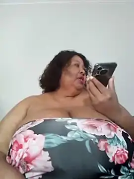 nancy111 webcam