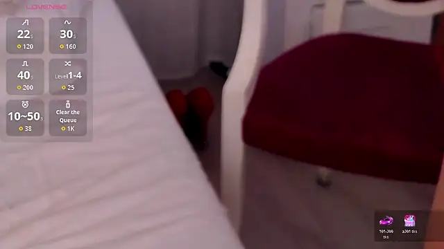 GiselleFox webcam
