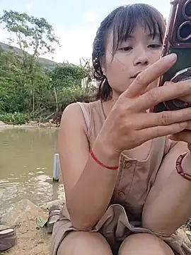 linda_bae00 webcam