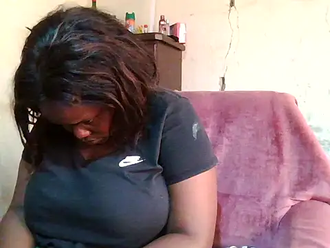 sexybigboobz webcam